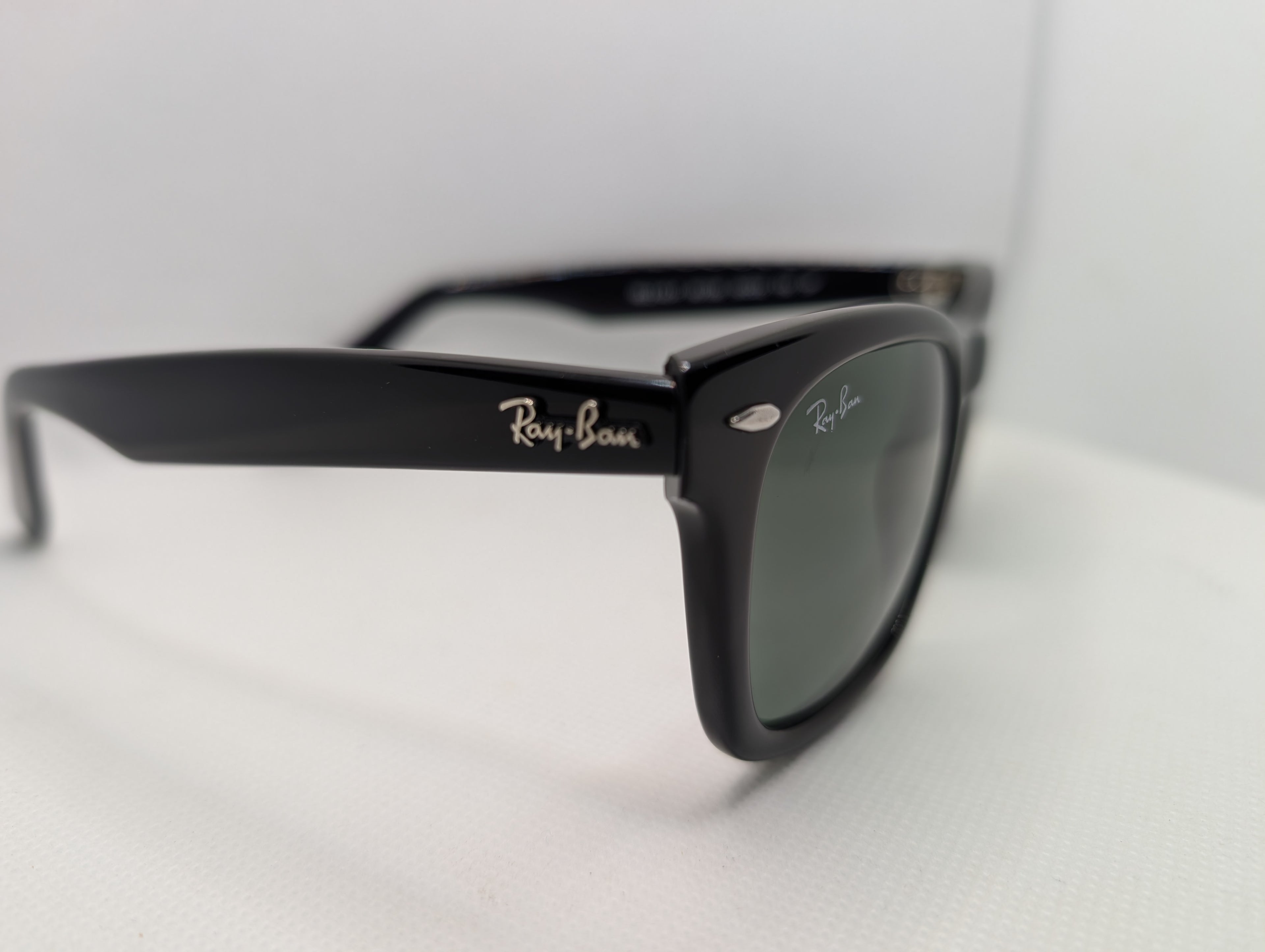 Ray-Ban Wayfarer